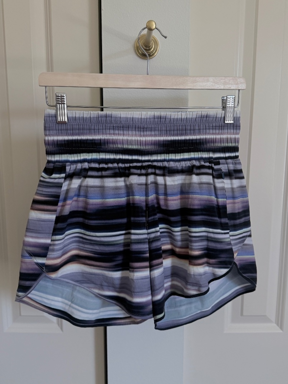 LIKE NEW Outdoor Voices Hudson Shorts - M, Purple/Blue Stripe